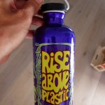 RISE ABOVE PLASTIC - Edelstahltrinkflasche