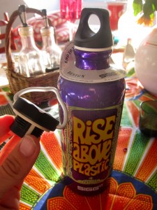 RISE ABOVE PLASTIC - Edelstahltrinkflasche