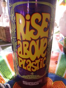 RISE ABOVE PLASTIC - Edelstahltrinkflasche