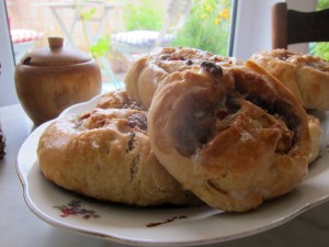 Soja-Dinkel-Schnecken mit Zimt & Vanille